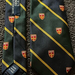 Ralph Lauren Men's Green and Yellow Crest Print Tie RARE